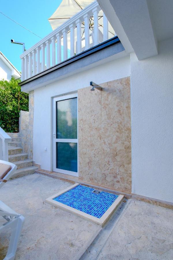 Boka 2 Apartment Krasici Exterior photo